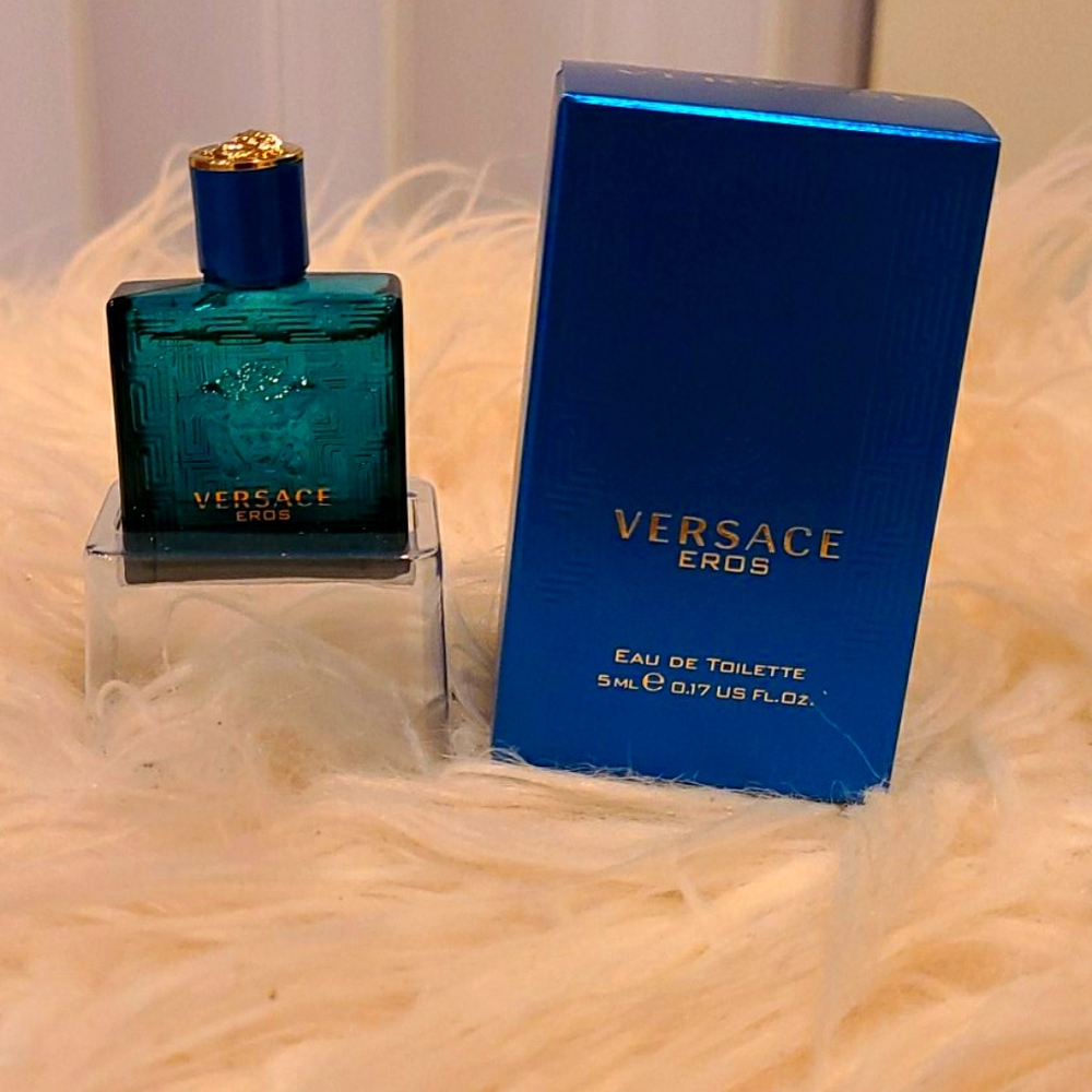 Versace eros